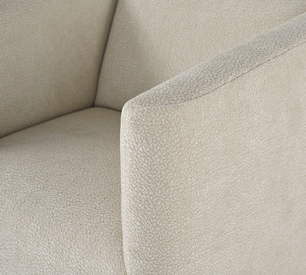 PARLOR CLUB CHAIR – FREEMAN GALLERY