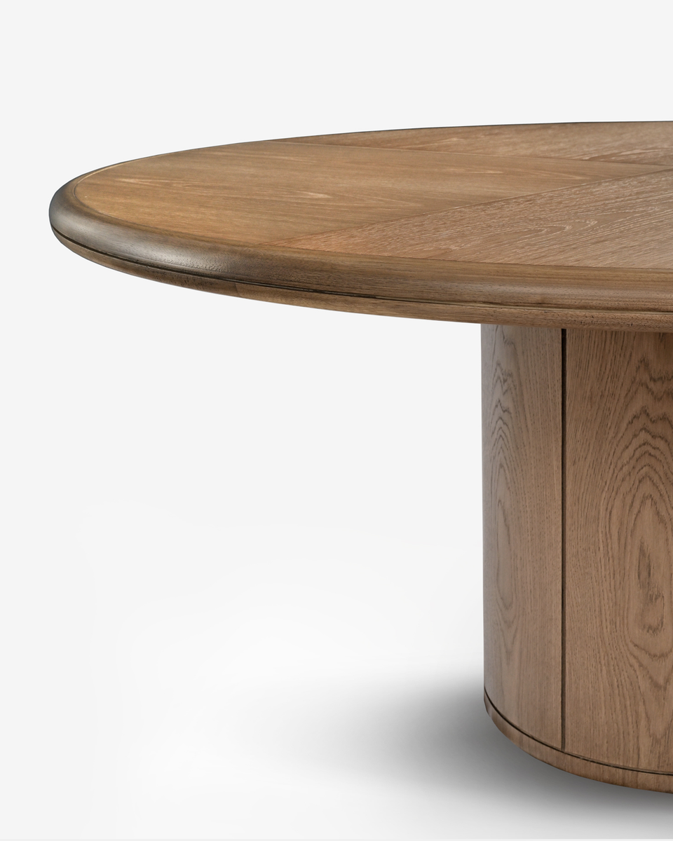 MOON OAK ROUND DINING TABLE