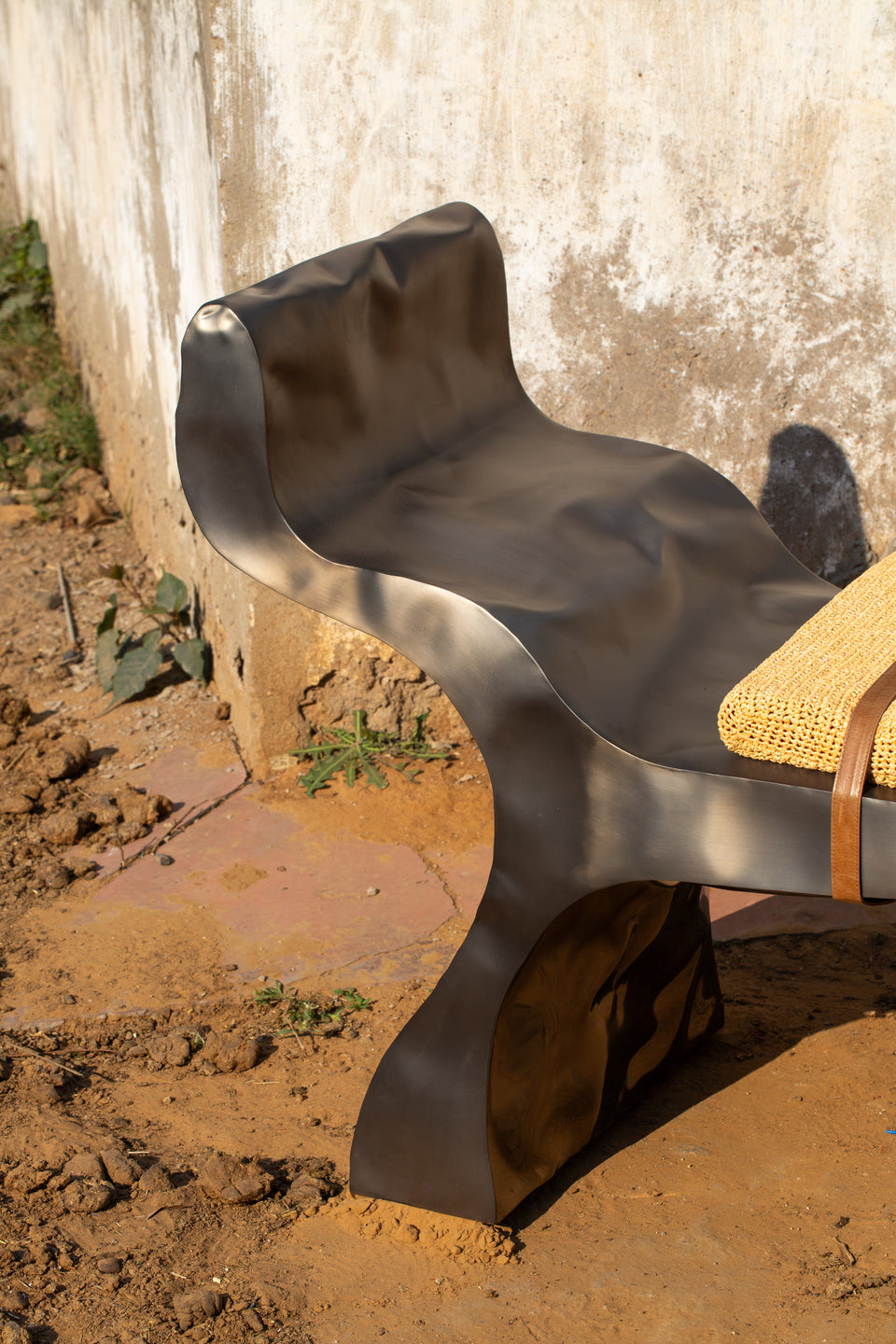 LEVITAR BENCH