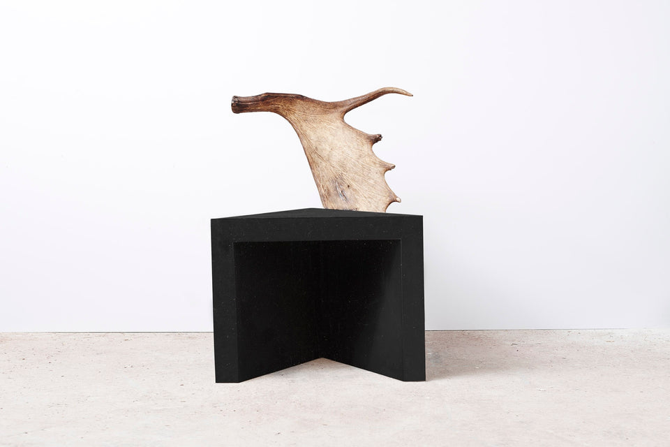 STAG BASALT AND MOOSE LEATHER STOOL