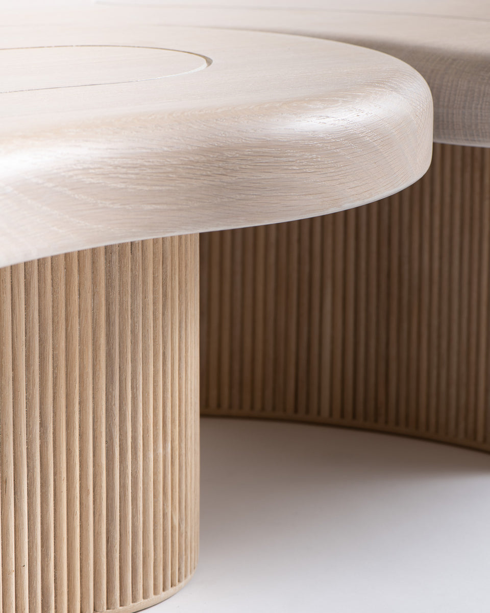 U&ME SOLID OAK COFFEE TABLE LARGE