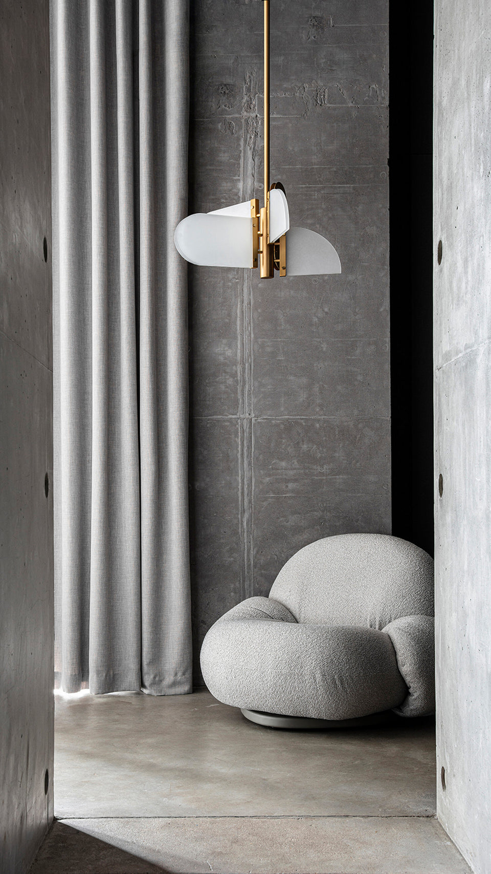 GEOMETRIC TASK PENDANT LIGHT