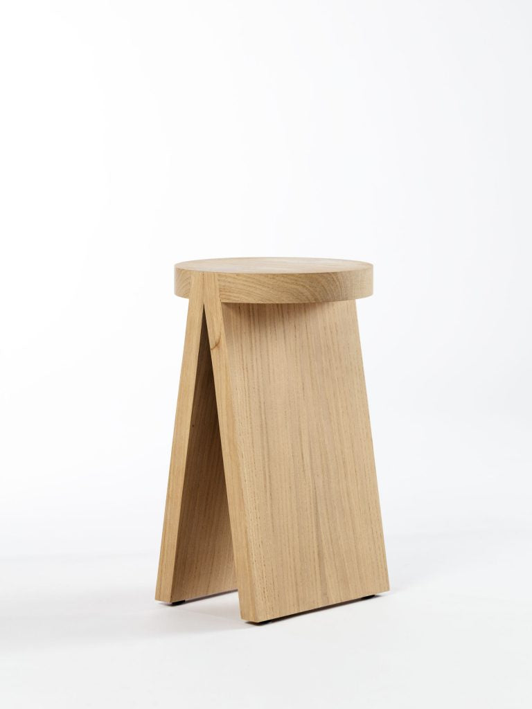 BLEAUT SOLID OAK STOOL