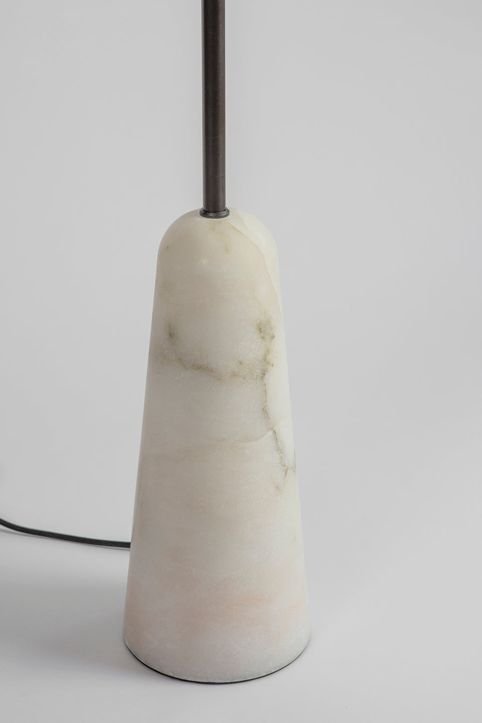 BALANCE WHITE MARBLE FLOOR LAMP