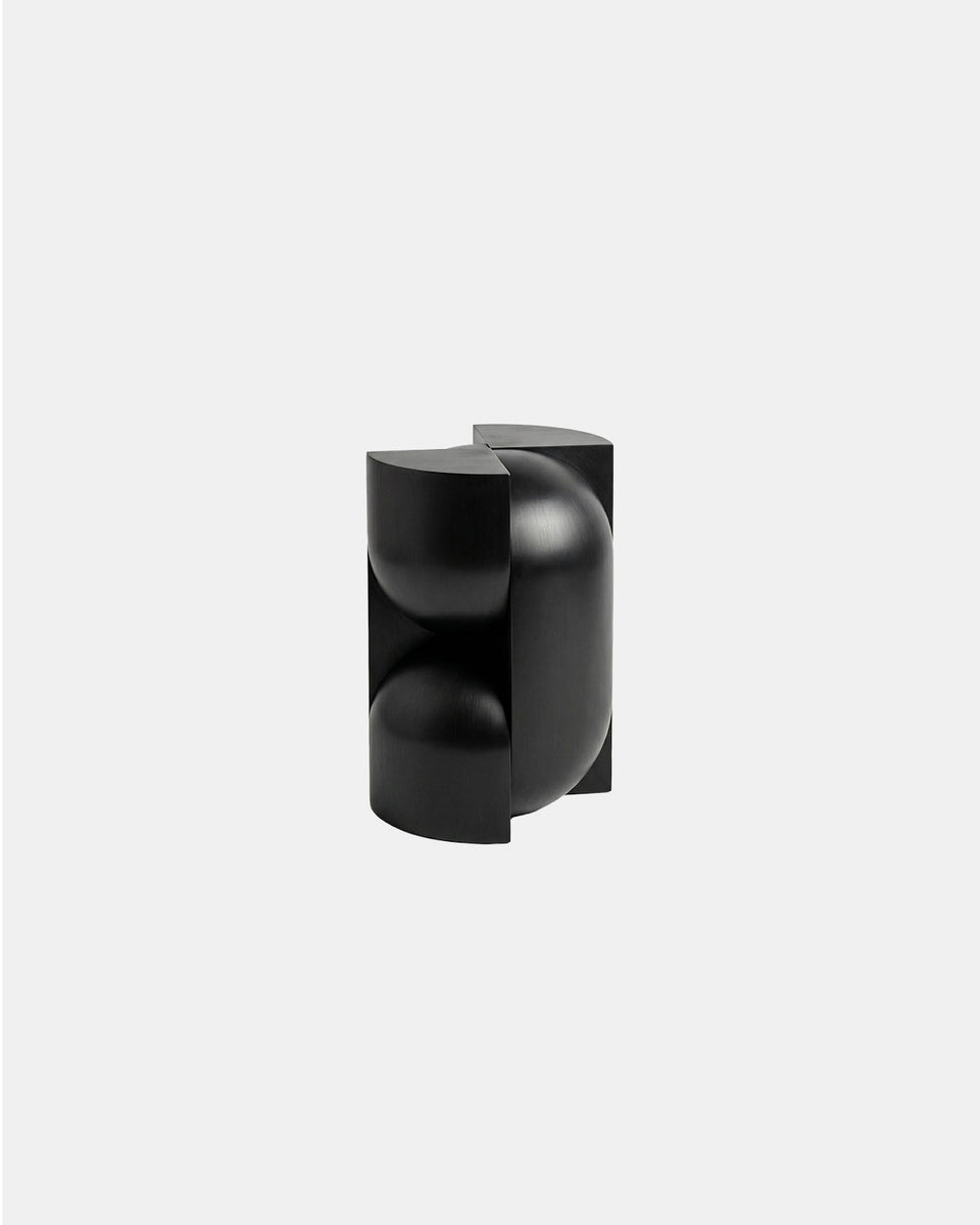 CAPSULE PEDESTAL