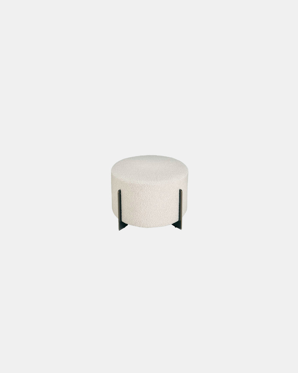 ATANASIO SMALL POUF