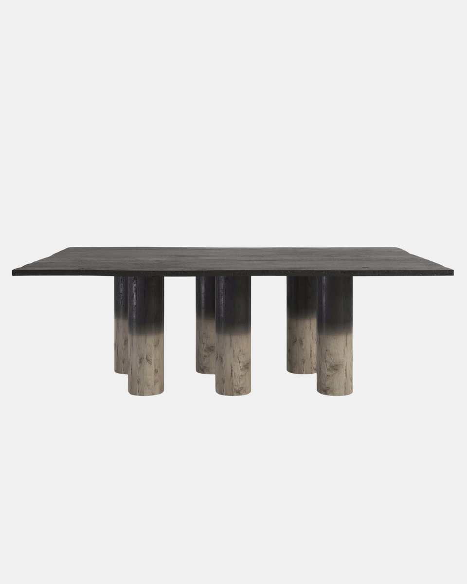 ARTEFATTO DINING TABLE