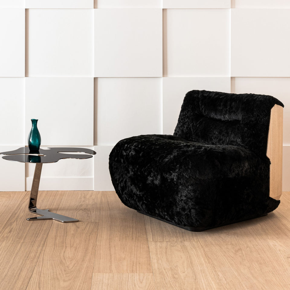 D ARMCHAIR