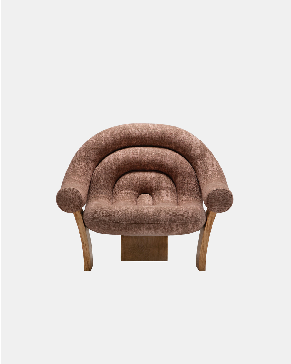 ARCUS LOUNGE CHAIR