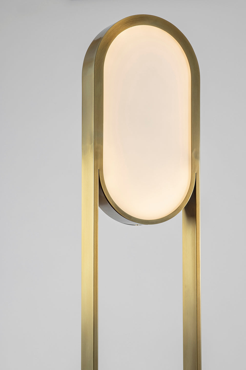 PILL FLOOR LAMP