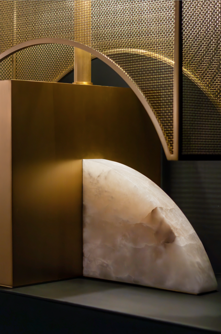 CRESCENT IN SQUARE TABLE LAMP