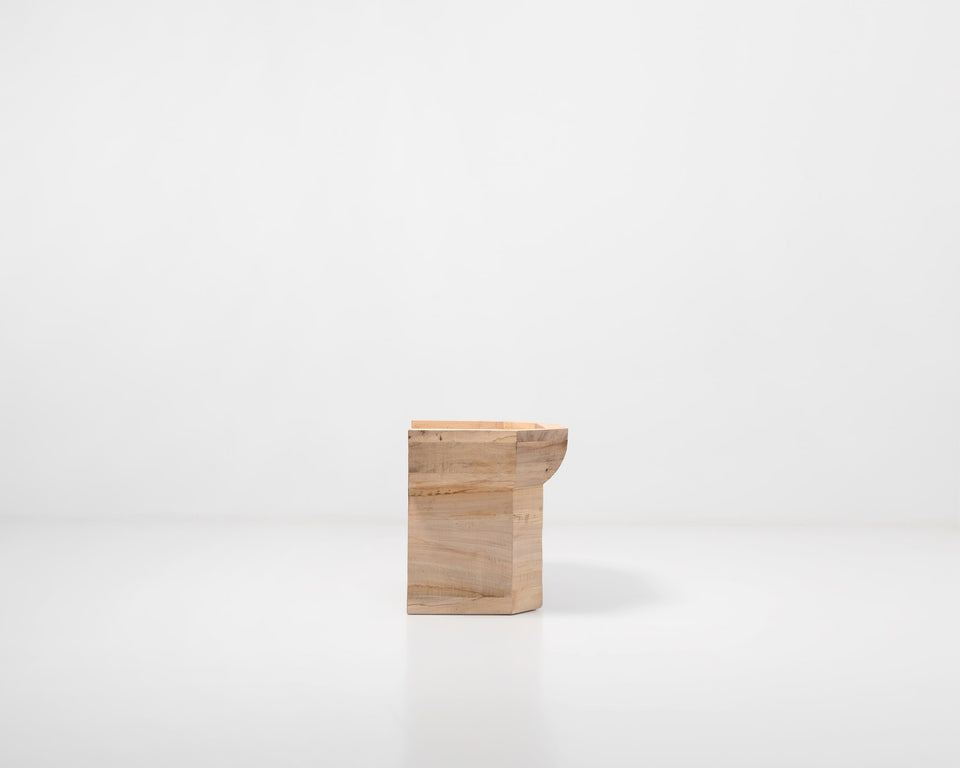 NATURAL ELM CURIAL CHAIR