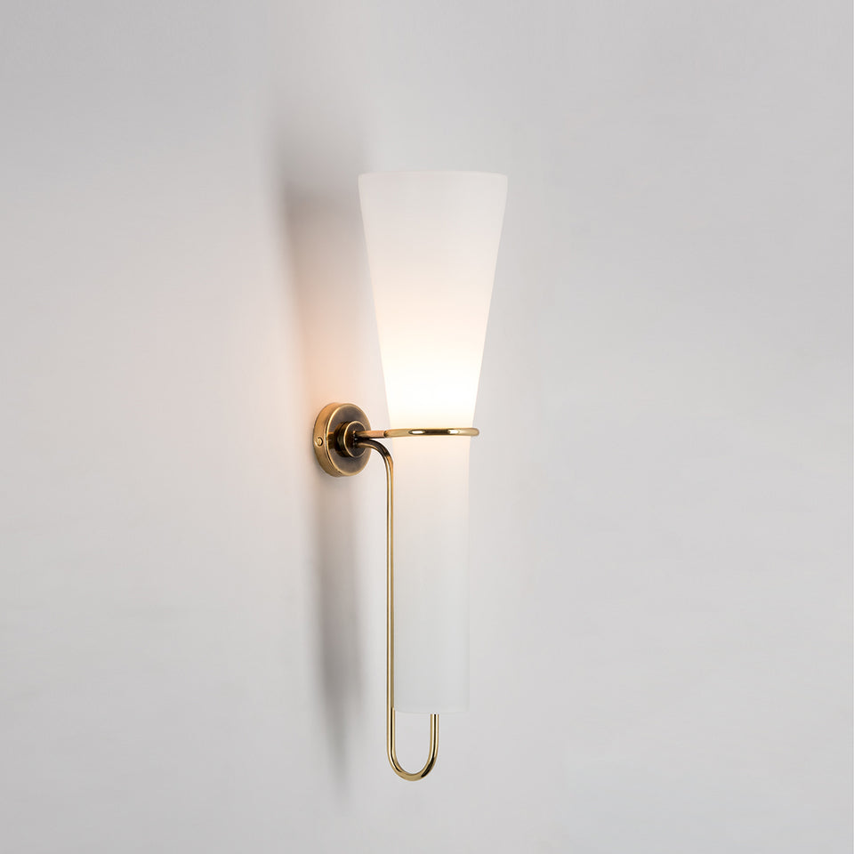 AGNE SCONCE