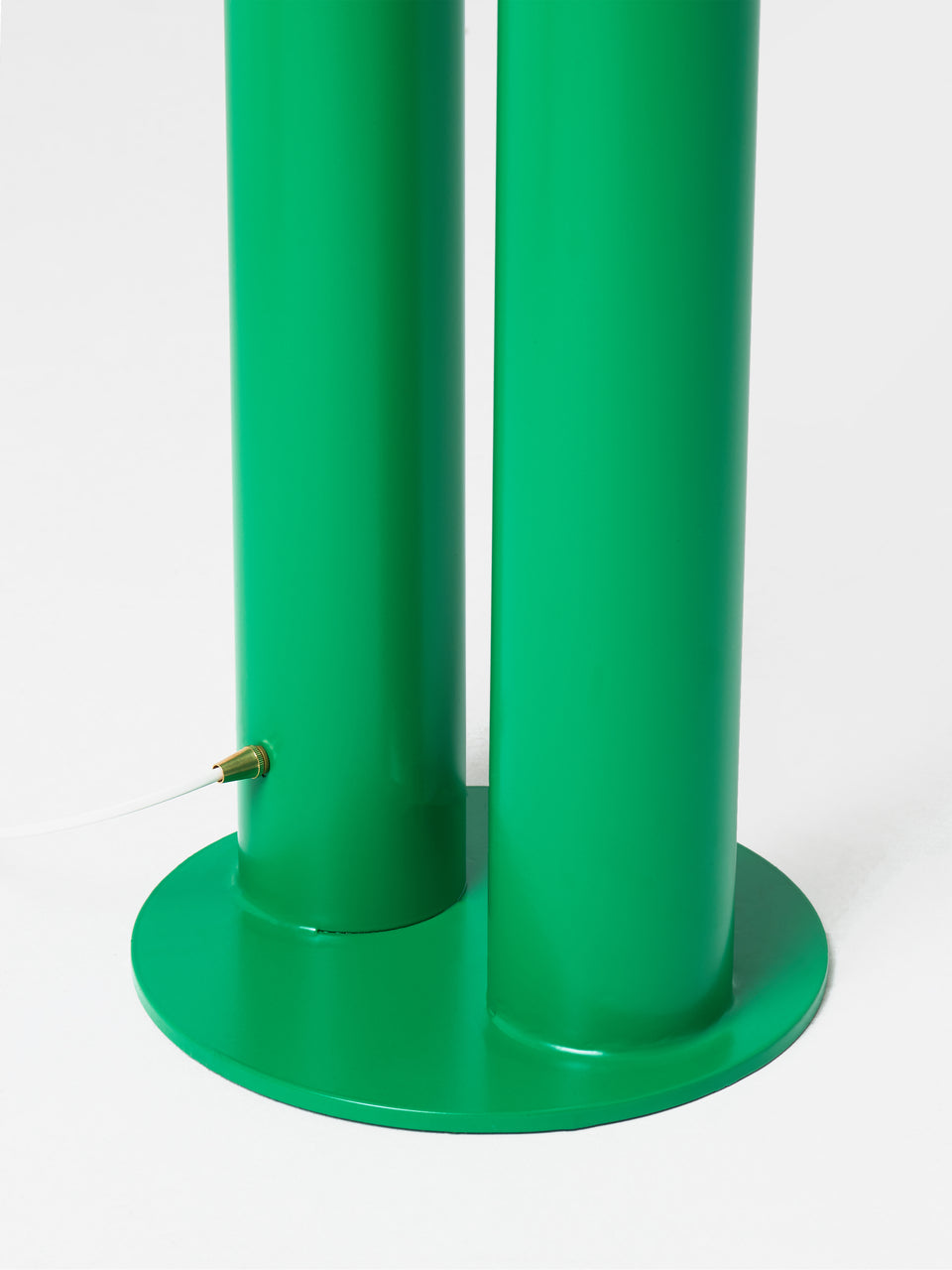 MODULATION VERT FLOOR LAMP