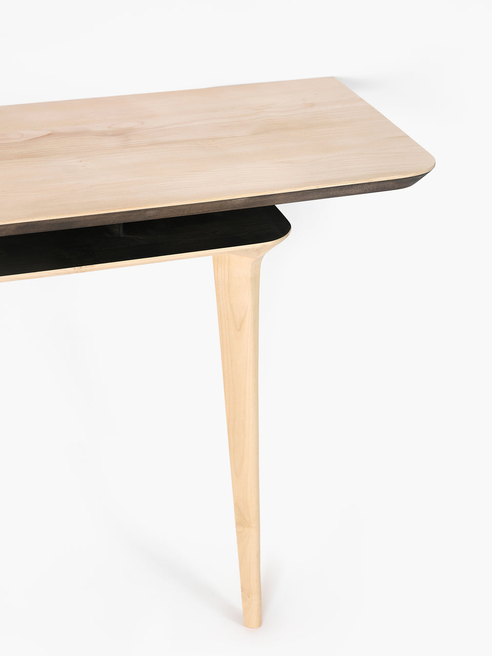 FLOA 2 FEET DESK WITH NICHE
