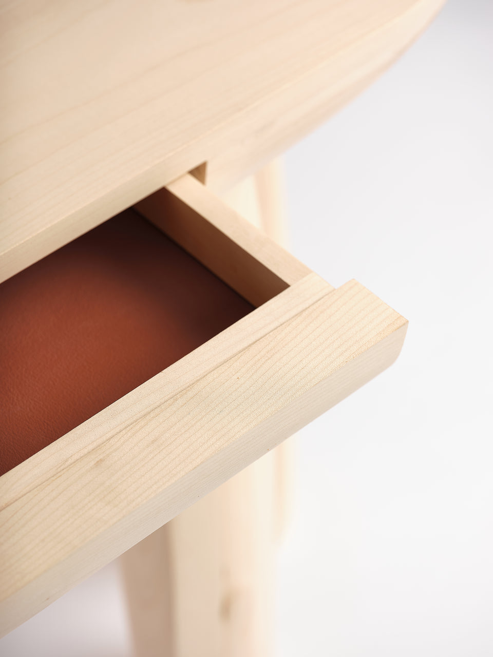 EROSION DRESSING TABLE
