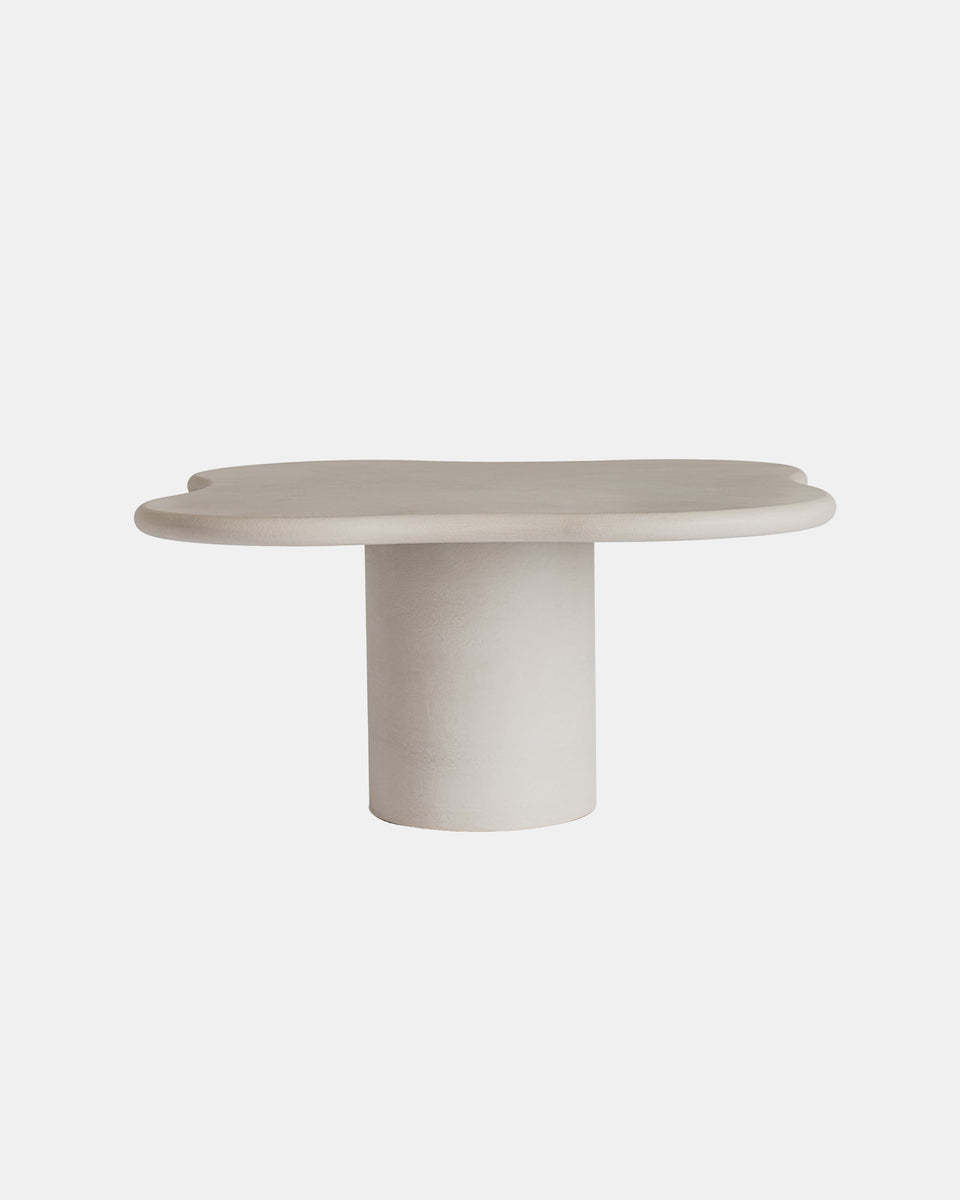 OOL155 DINING TABLE