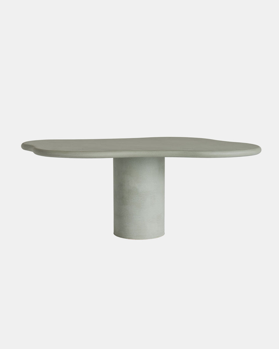 OOL190 DINING TABLE