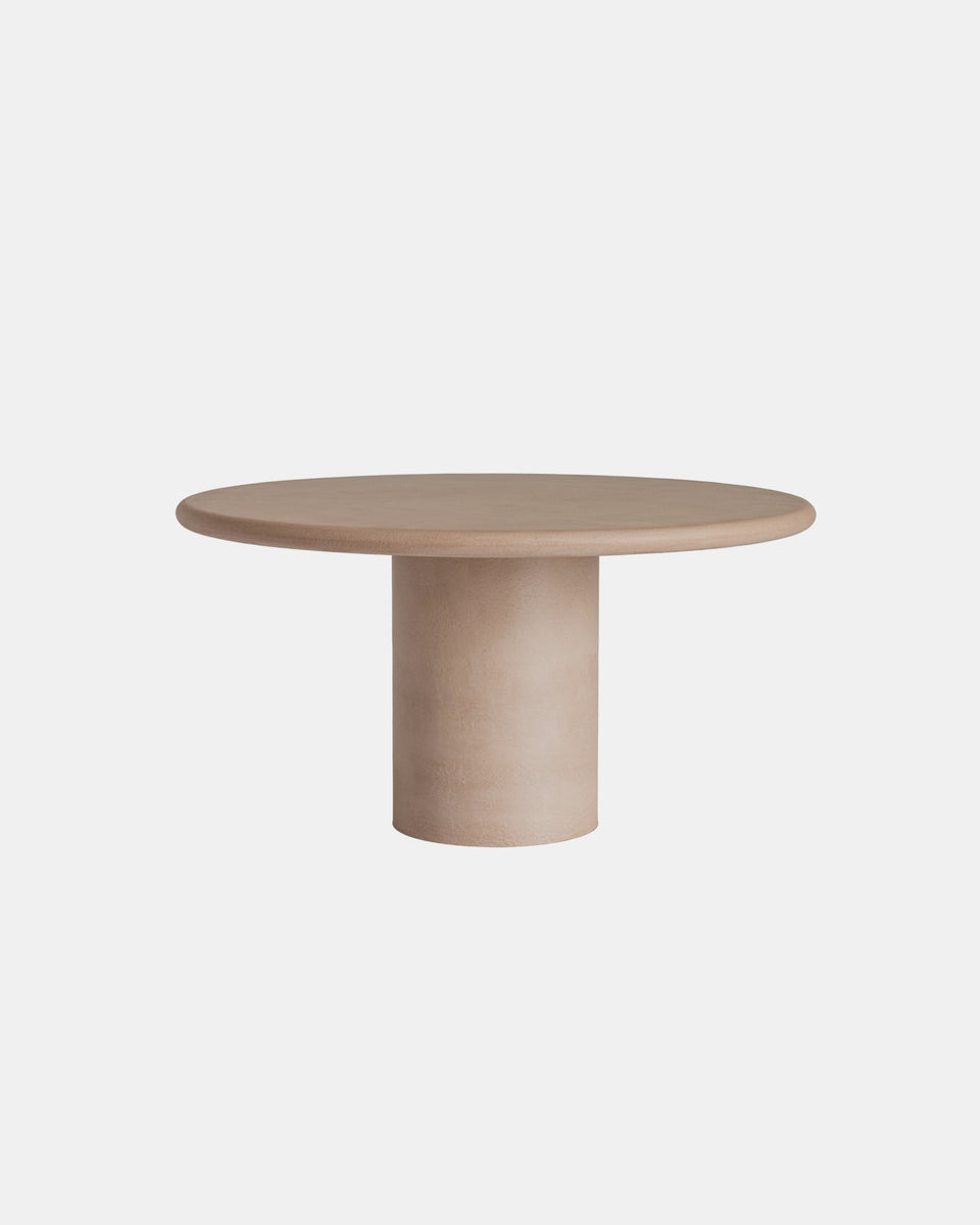 OOL 80/180 ROUND BLUSHED NUDE DINING TABLE