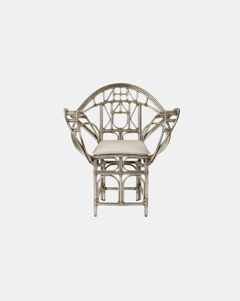 BUTTERFLY CHAIR