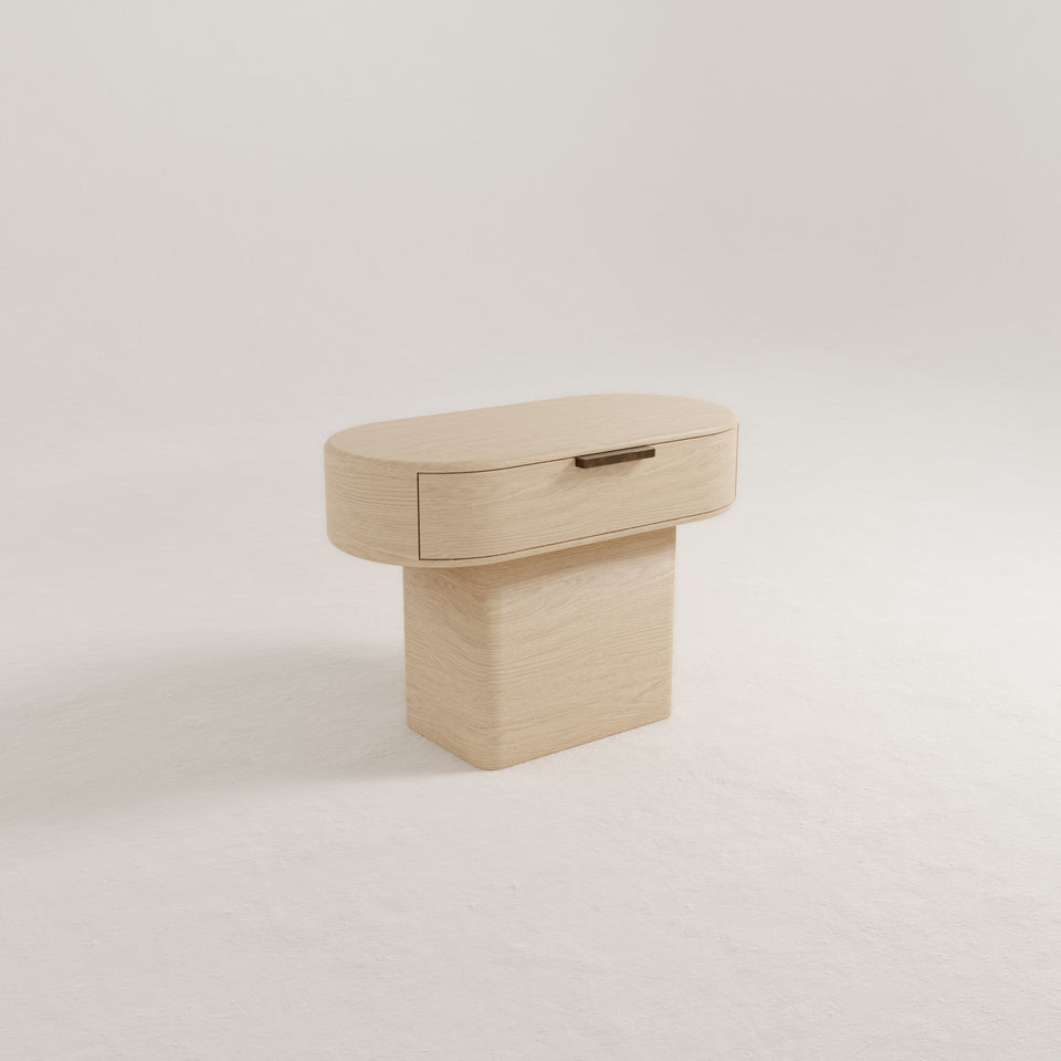 BALANCE 4.1 OAK BEDSIDE TABLE