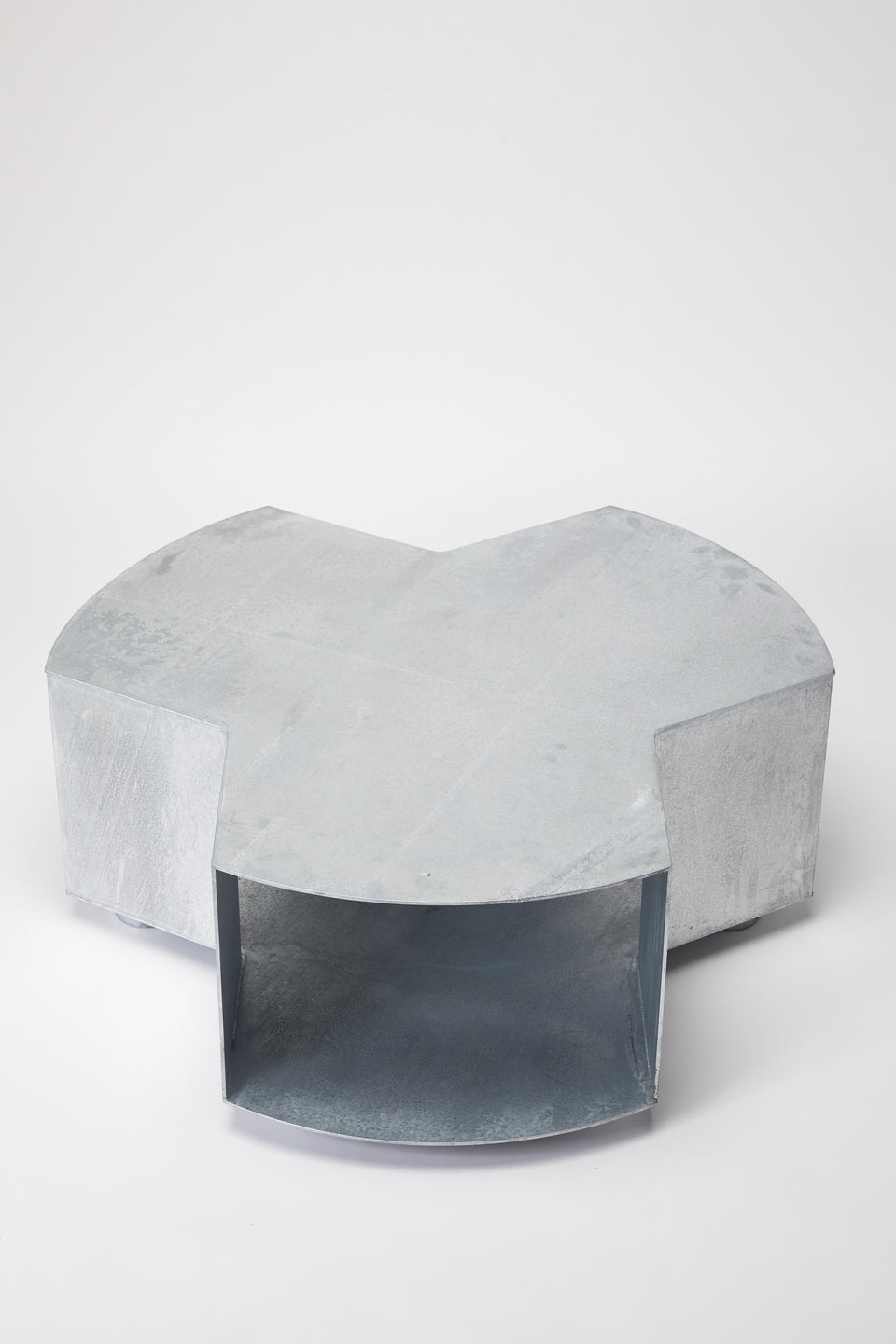 ARTEMIS GALVANIZED STEEL COFFEE TABLE