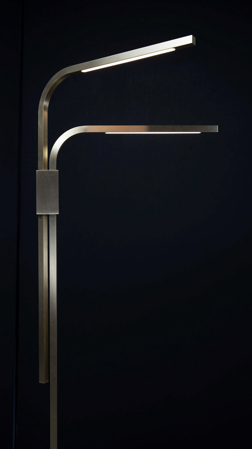 BRANCH FLOOR LAMP