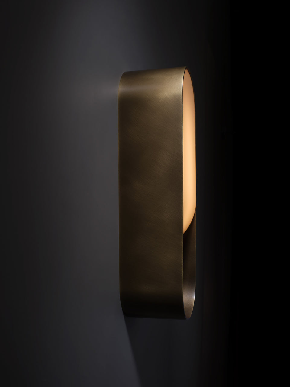 LOOP SINGLE SCONCE