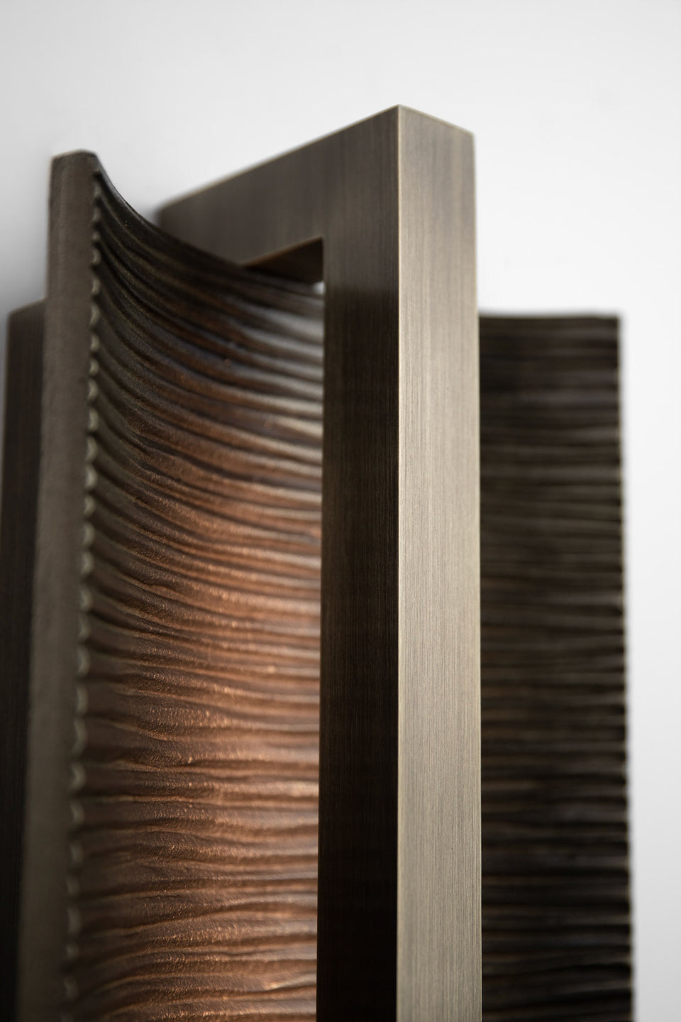 SCORPIO SCONCE