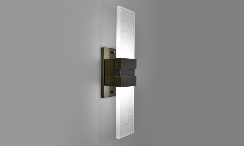 TONIC SCONCE
