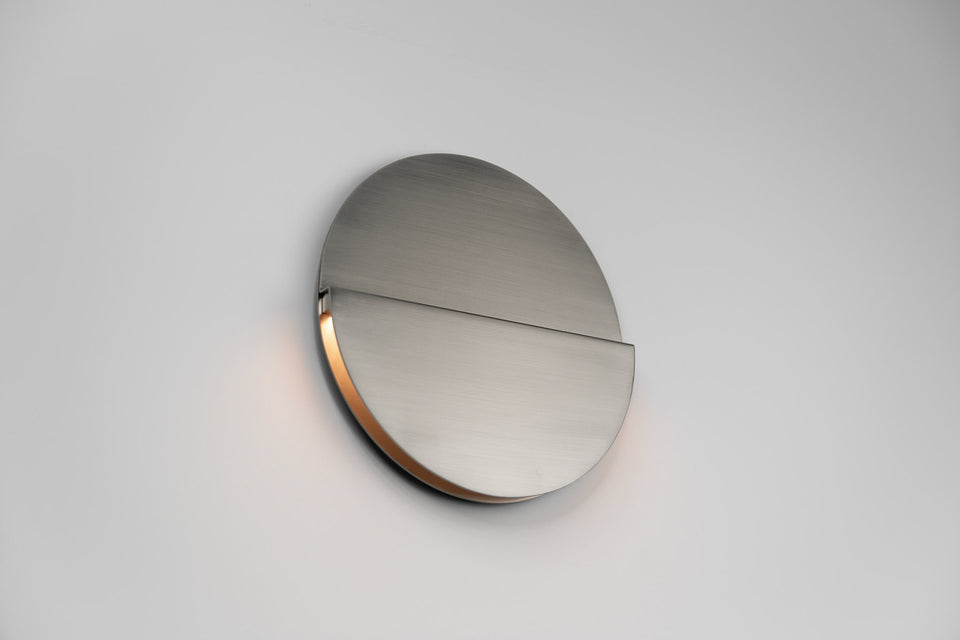 PLATEAU ROUND SCONCE