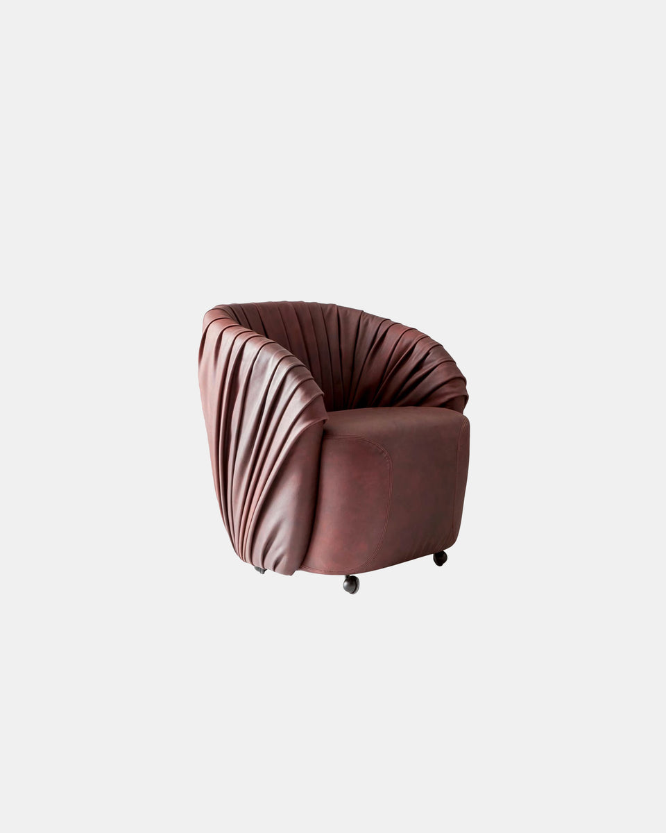 DRAPÉ CLUB ARMCHAIR