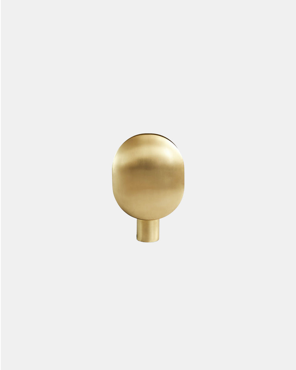 CLAM BRASS TABLE LAMP