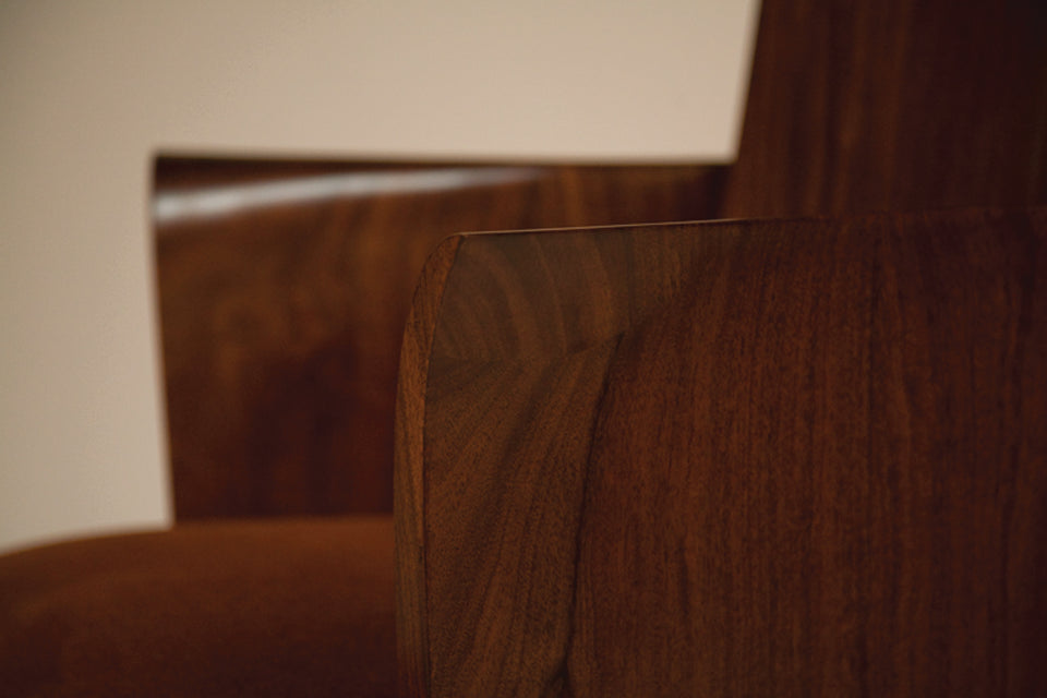 CARLYLE ARMCHAIR