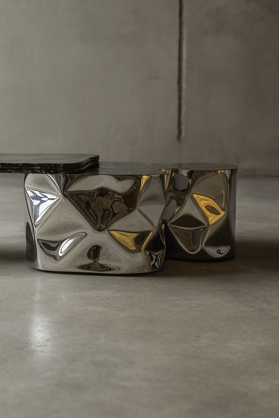 COLGADA COFFEE TABLE