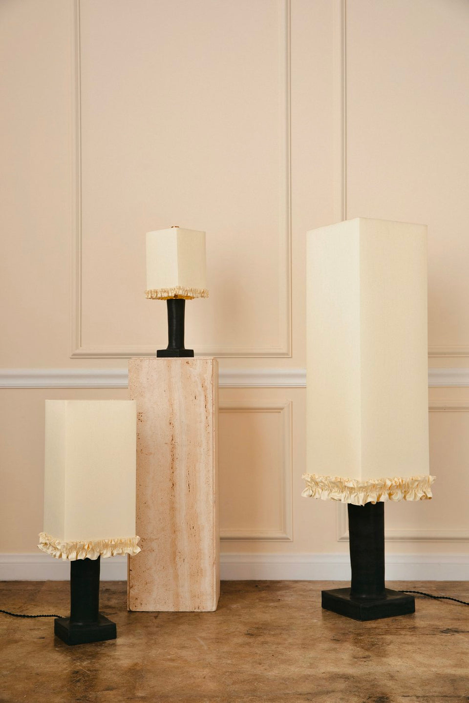COCKTAIL TABLE LAMP