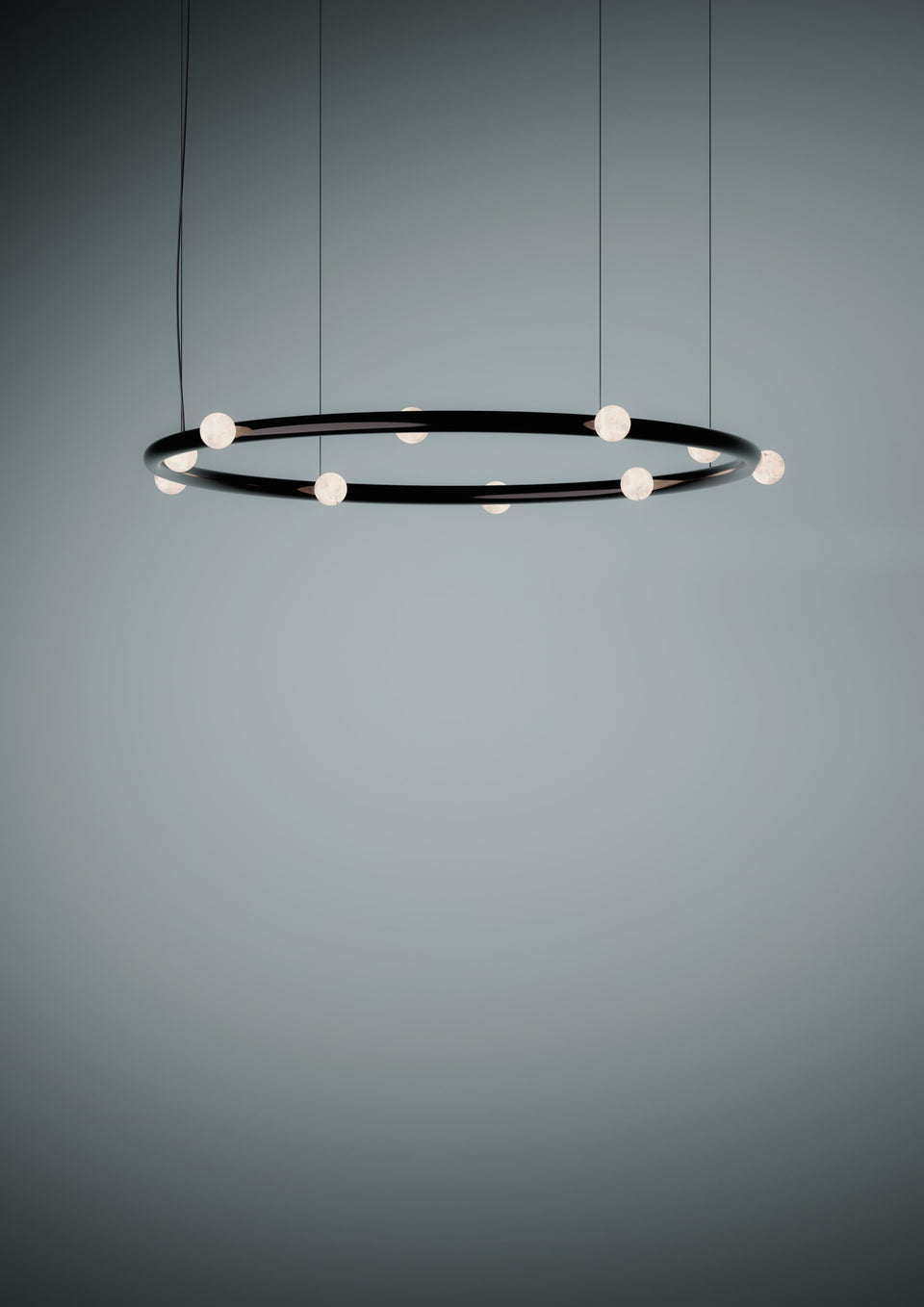 DEMETRA ROUND PENDANT