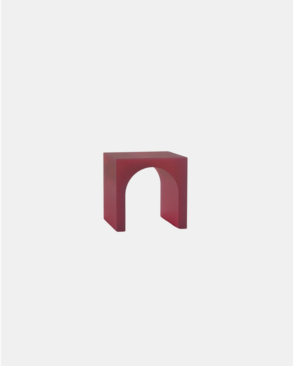 PUENTE RESIN SIDE TABLE – FREEMAN GALLERY