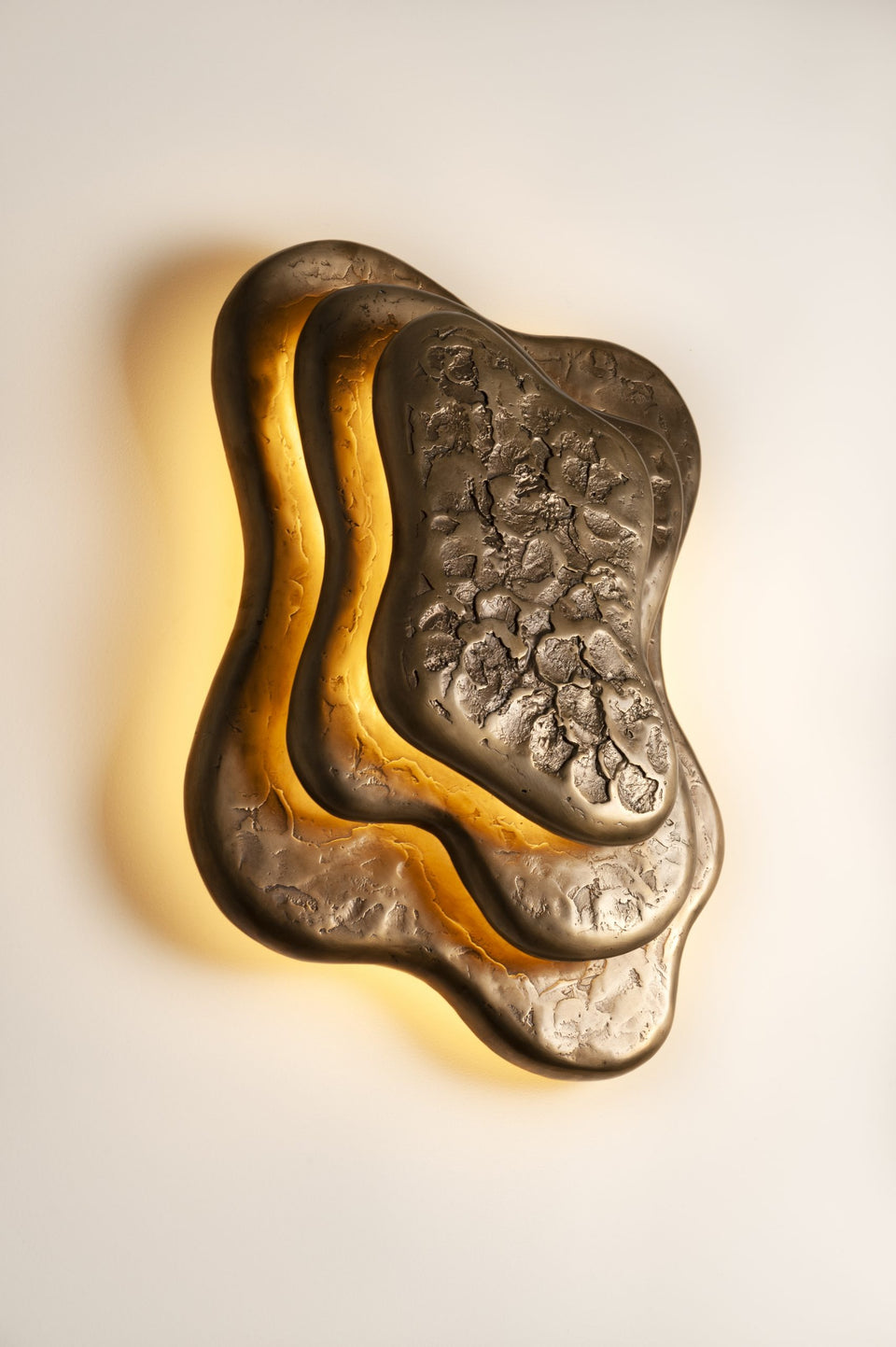 CLOUD SCONCE TEXTURED BRONZE