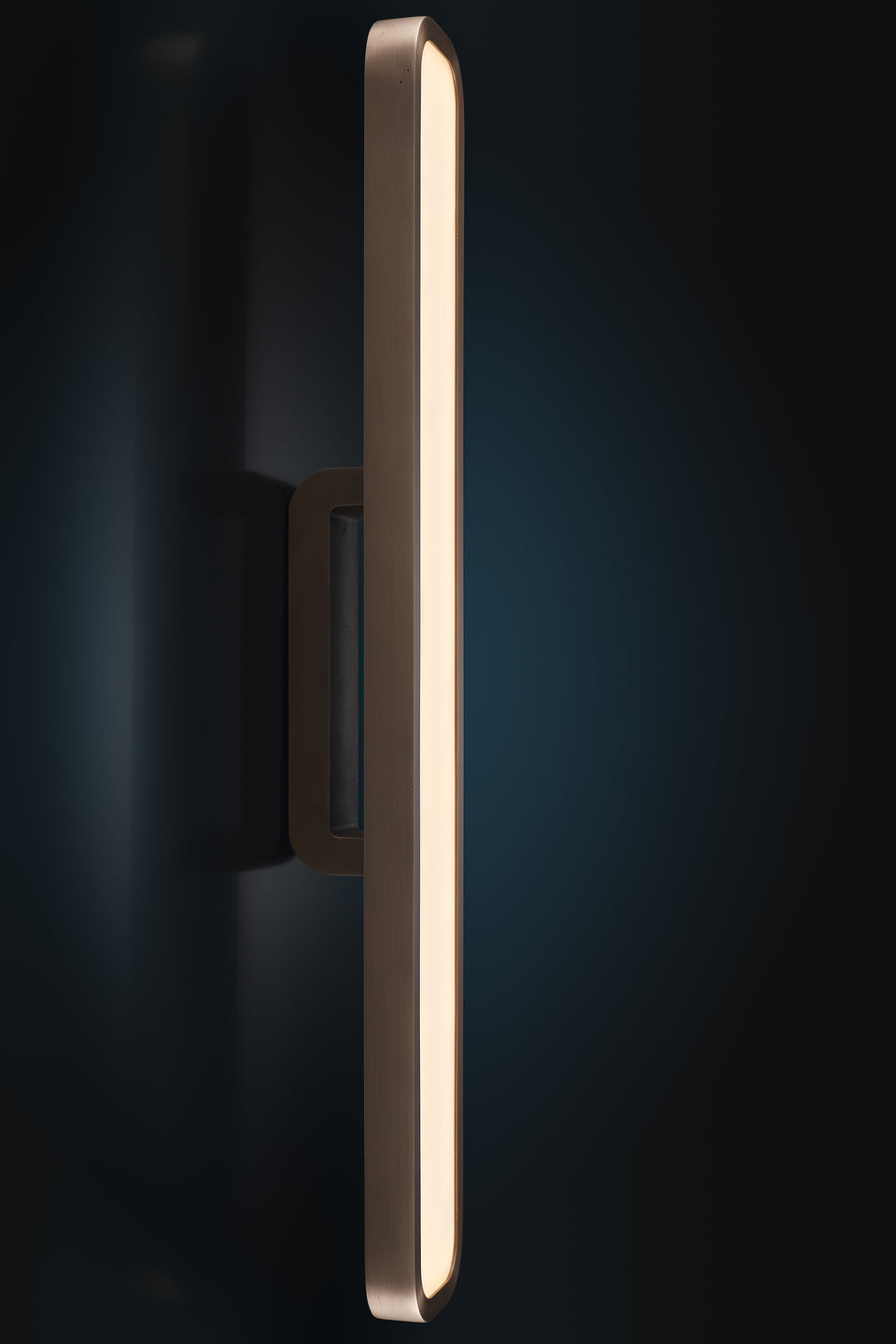 HUBLOT 500 LARGE WALL LAMP
