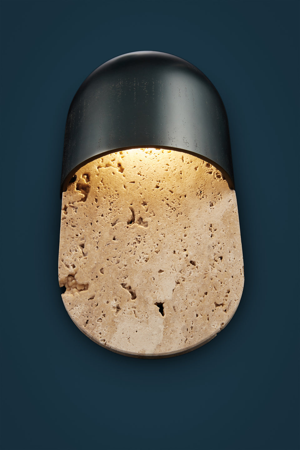 TRAVERTINE MARTEL SCONCE