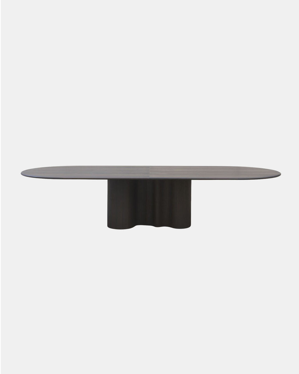 ALVAR I DINING TABLE