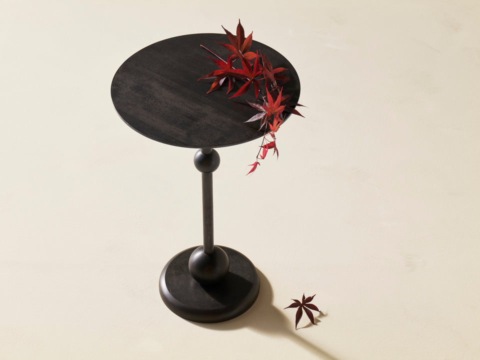 EIGHT SMALL SIDE TABLE