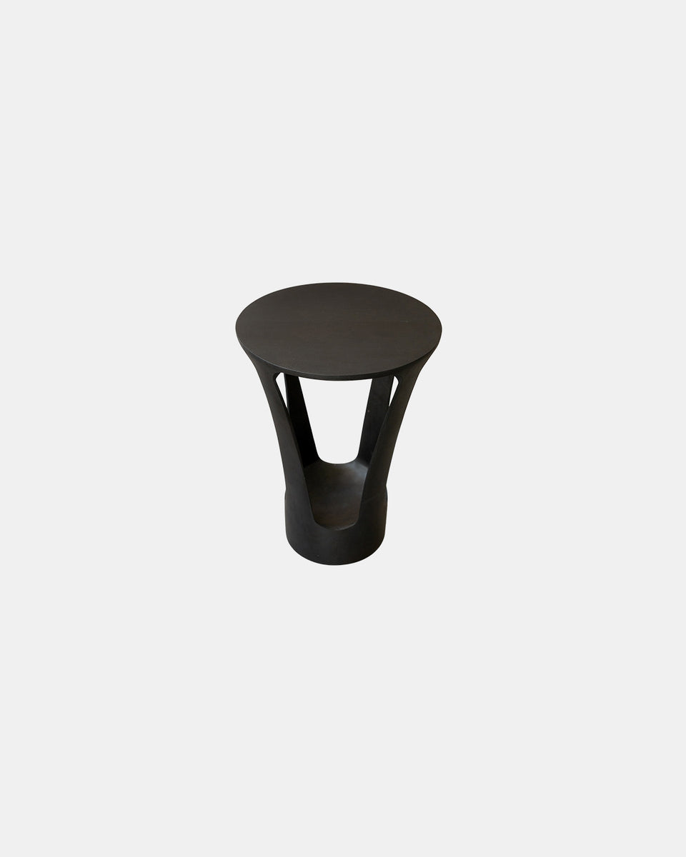 PÉTIOLE SIDE TABLE