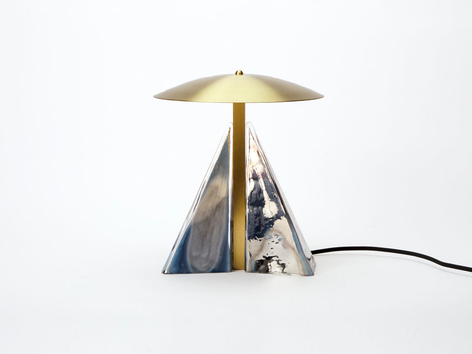 FULCRUM TABLE LAMP
