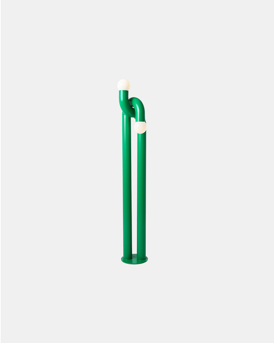 MODULATION VERT FLOOR LAMP