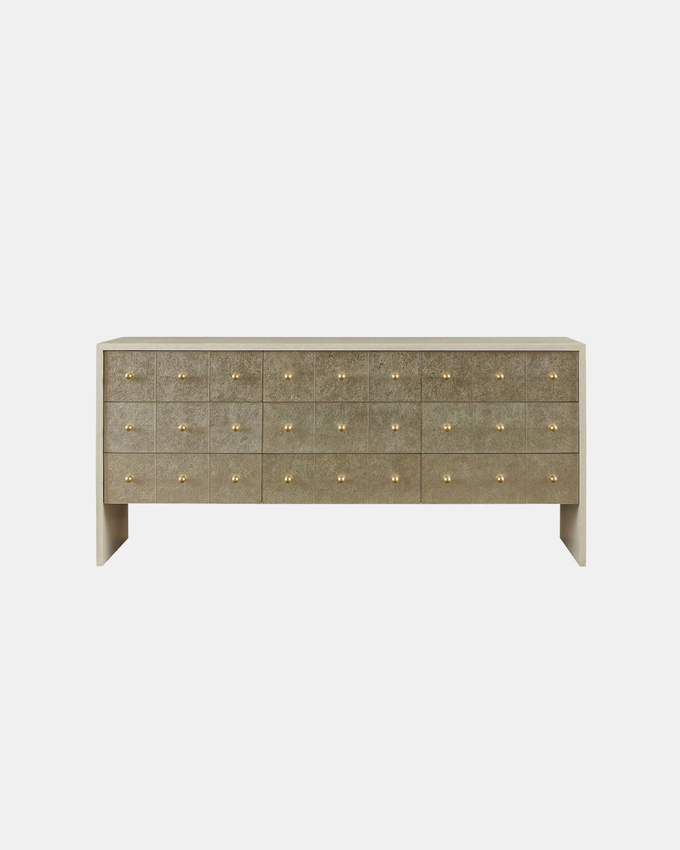 COUTURE DRESSER