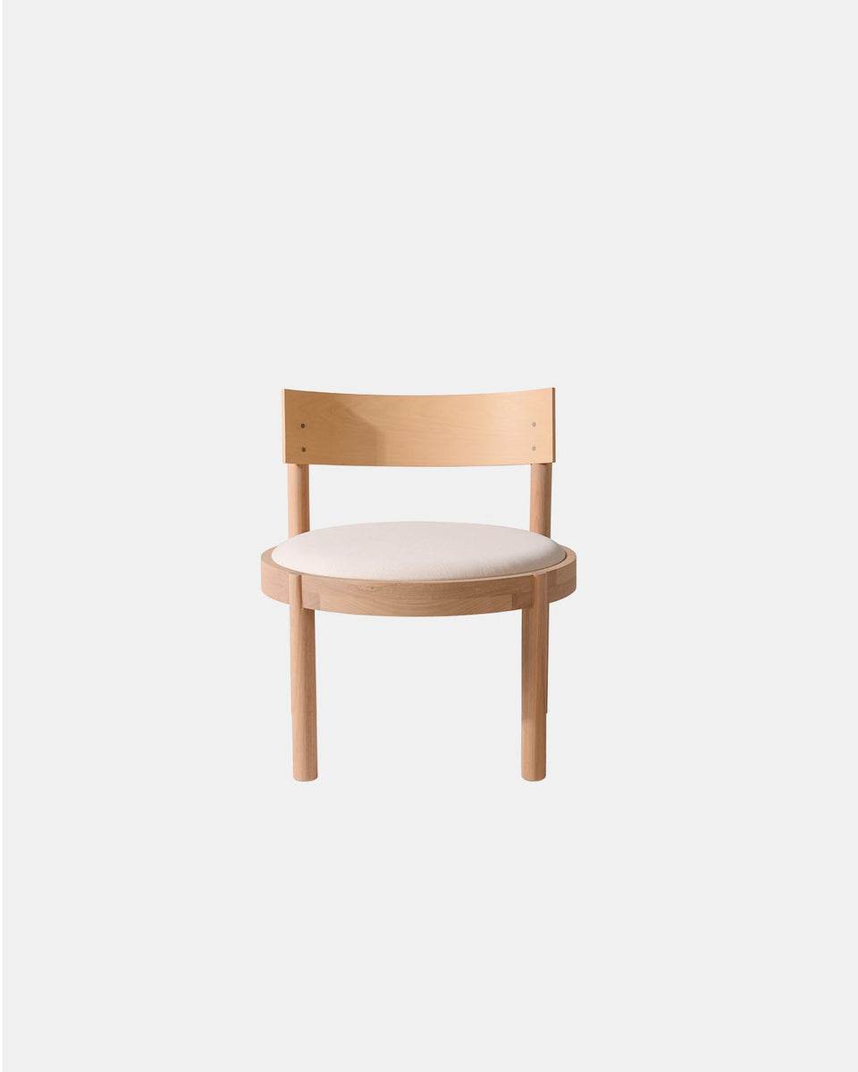GRAVATÁ LOUNGE CHAIR IN BLEACHED TAUARI