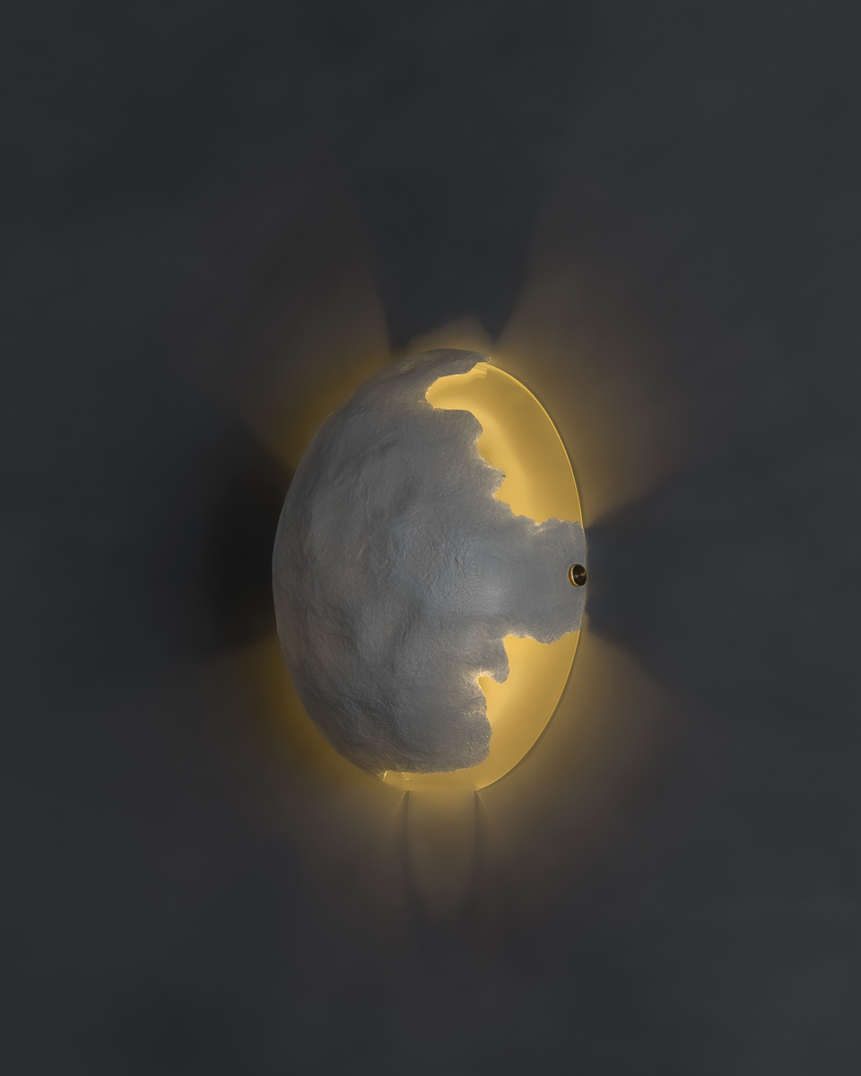 GLOW WALL LIGHT