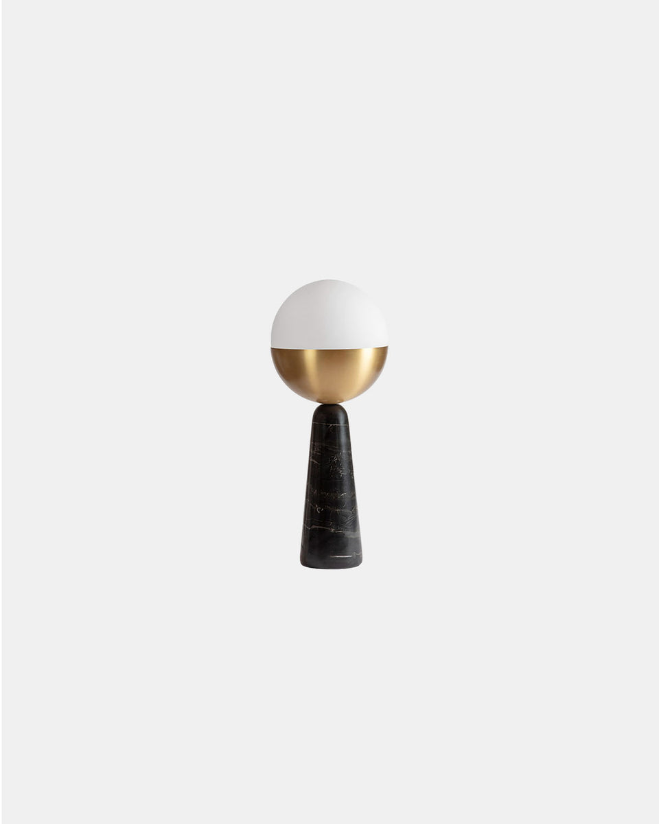 GLOBE TABLE LAMP